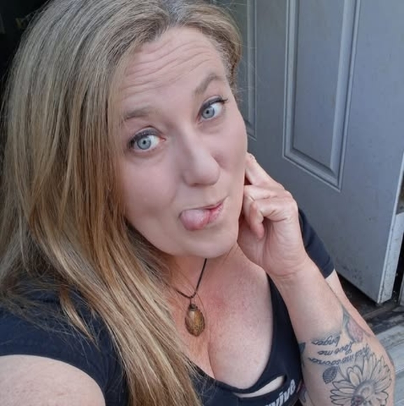 Meet your Posher, Staci - Picture 1 of 1